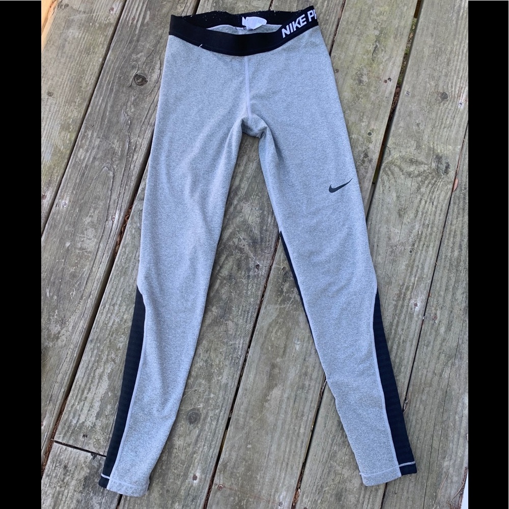 Nike leggings